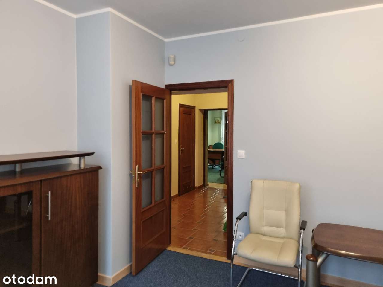 STARÓWKA- 3-POKOJOWE BIURO ;od zaraz - Pełny obrazek: 4/10