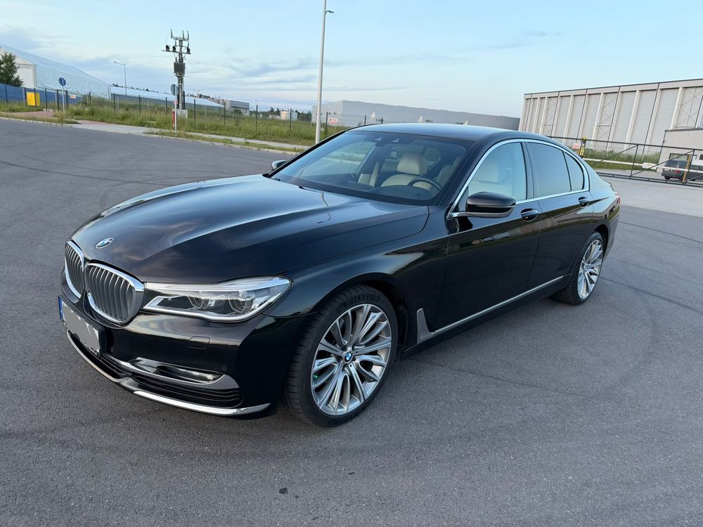 BMW 7 Series G11/12 740d xDrive 2016