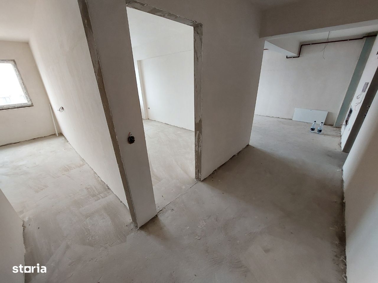 Apartament 3 camere decomandate / Parcare inclusă / Orientare sudică