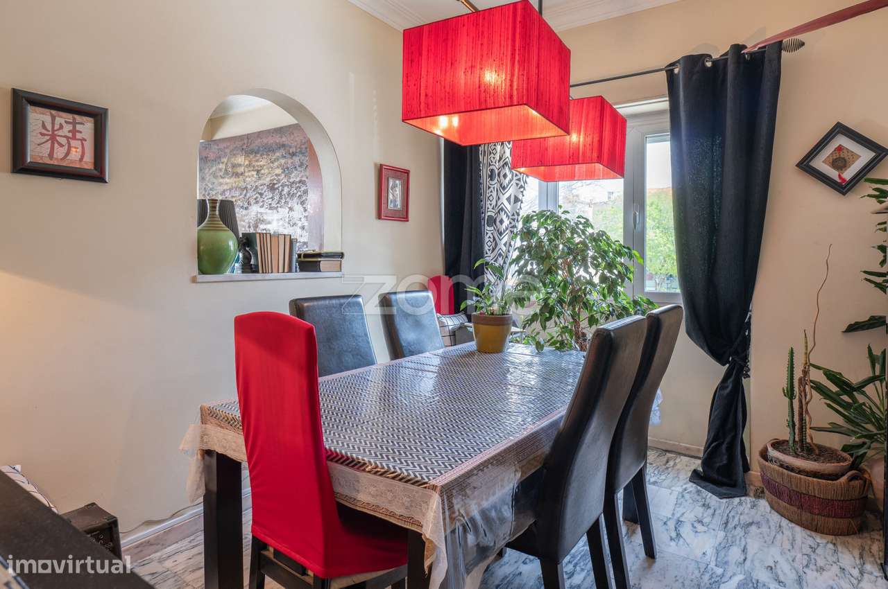 Apartamento T4 em Venteira, Amadora-8