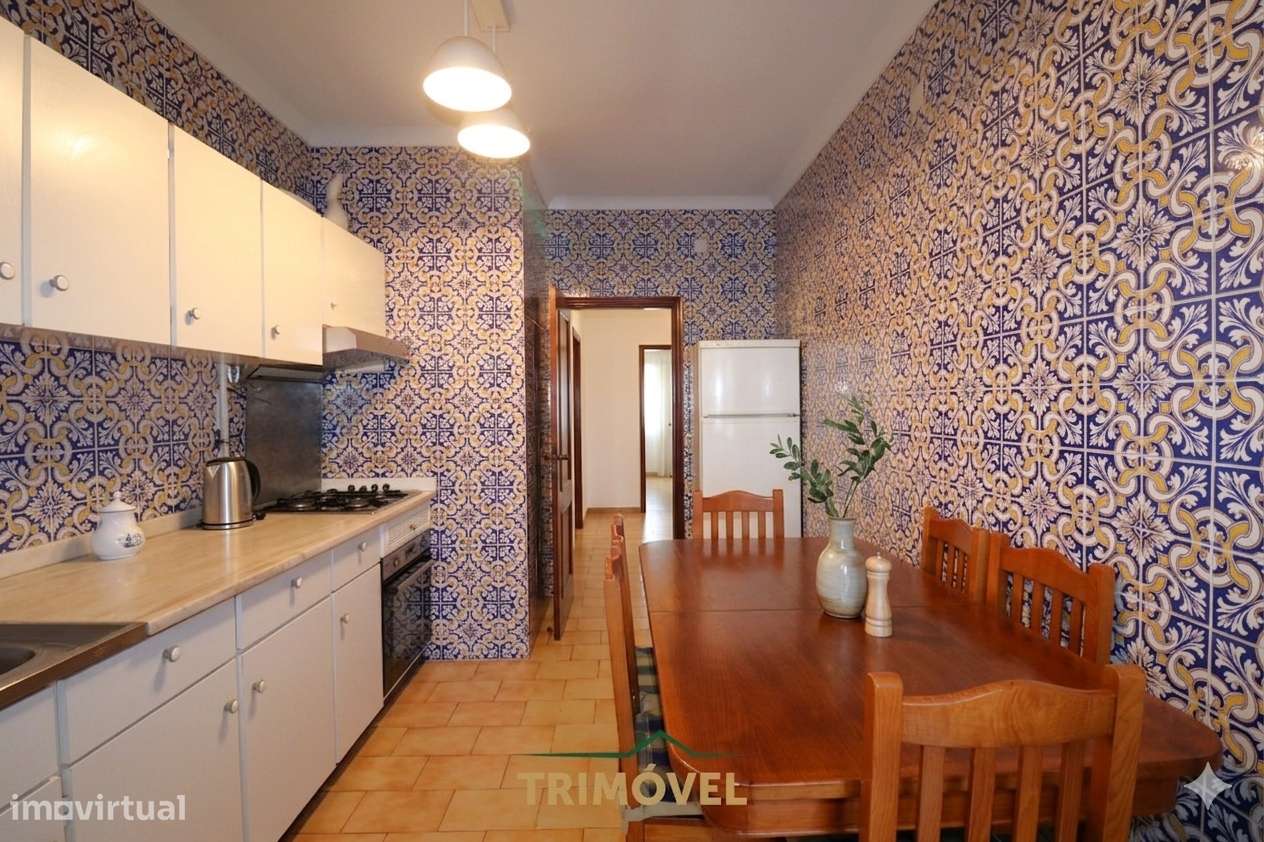 Apartamento T2+1 em São João da Madeira-2