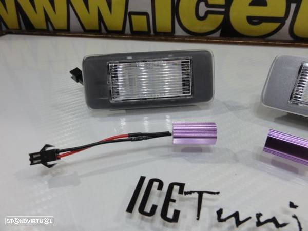 Suporte De Lâmpada De Matricula Com Led Branco Para Opel Astra J Estate, Zafira C, GMC Yukon, Chevrolet Equinox, Malibu, Suburban, Tahoe, Cadillac ATS, Escalade, Escalade ESV. - 4