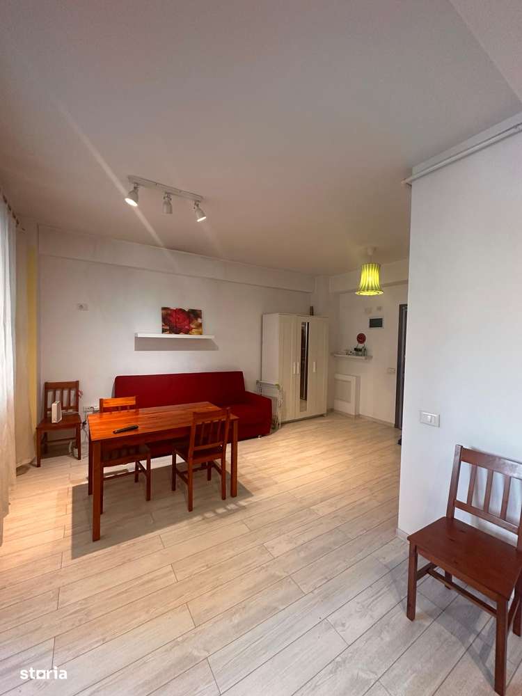 Garsoniera cu balcon și lift, Militari Residence-1