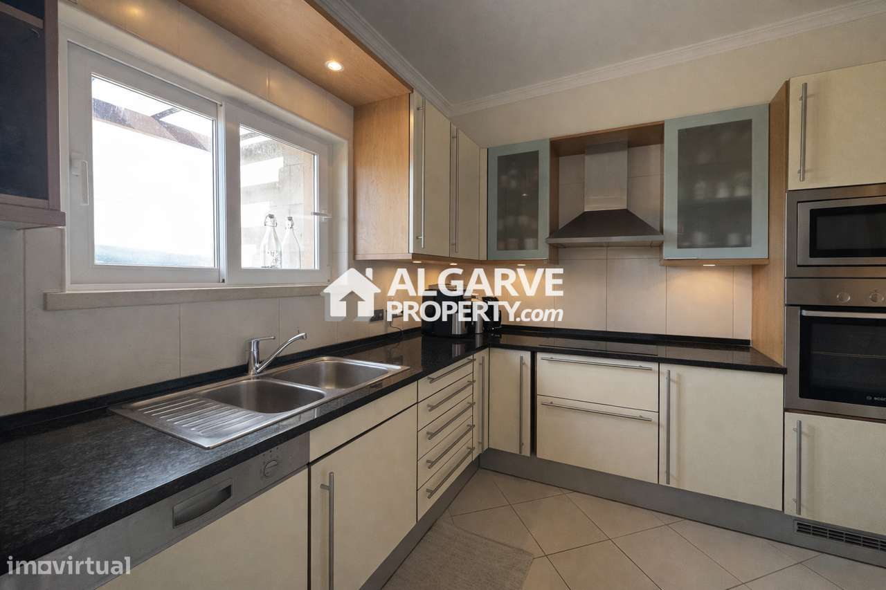 Apartamento T2 no Último Piso em Condomínio de Prestígio | Vilamoura - Grande imagem: 4/20