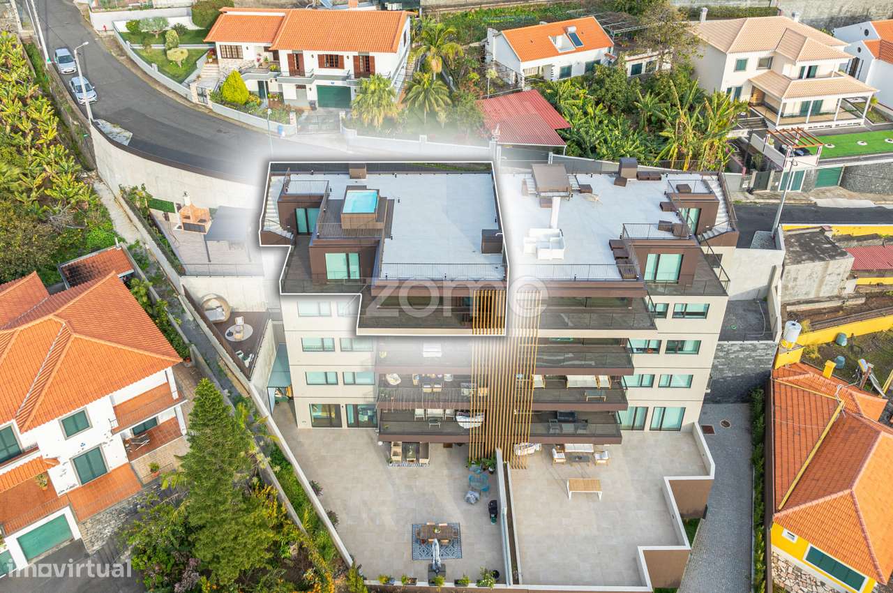 Luxuosa Penthouse T2| Funchal| Vista Mar| - Grande imagem: 2/47