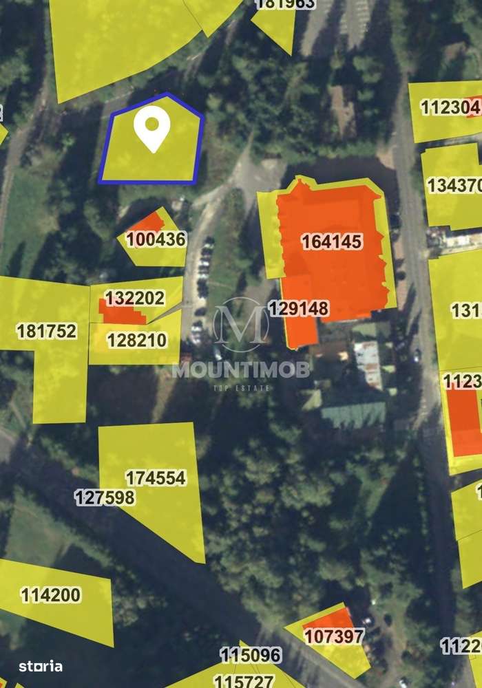 Teren intravilan în Poiana Brașov, strada Poiana Ruia-1