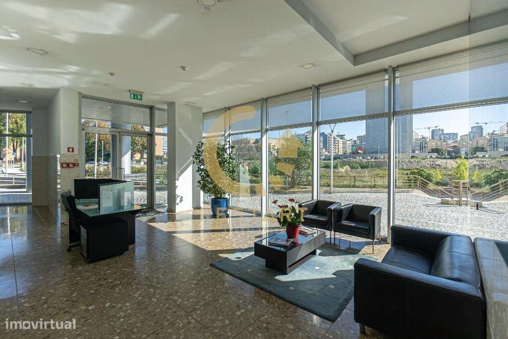 Penthouse T4 de Luxo - Edifício Porto Magnum-3