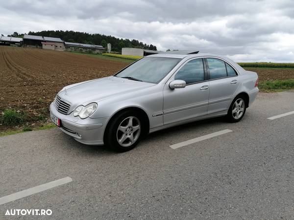 Mercedes-Benz C - 6