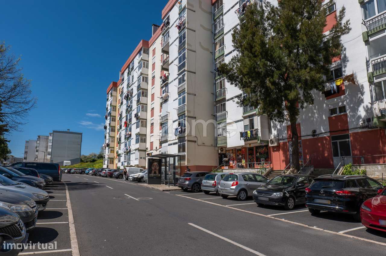 Apartamento T1+1 à venda Monte Abraão - Grande imagem: 4/20