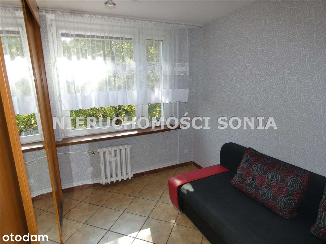 Dwa pokoje Bytków super lokalizacja - Pełny obrazek: 3/12