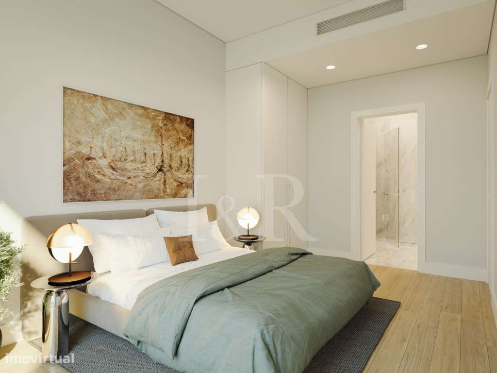 Apartamento T2 com varanda, junto ao Marquês Pombal, Lisboa - Grande imagem: 2/28