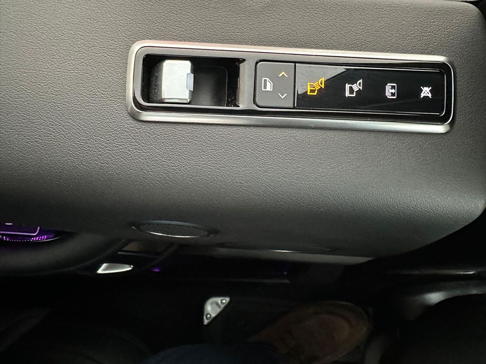 land-rover range-rover   3 0 i6 d300 mhev autobiography