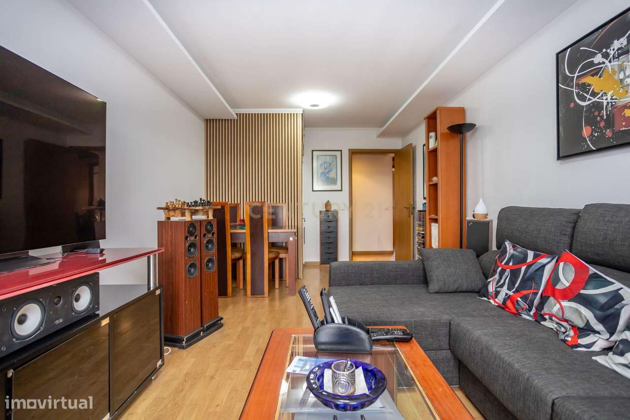 Apartamento T3 com Vista Panorâmica, no Monte da Caparica - Grande imagem: 4/12