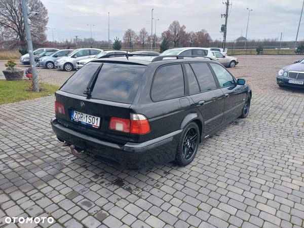 BMW Seria 5 - 24