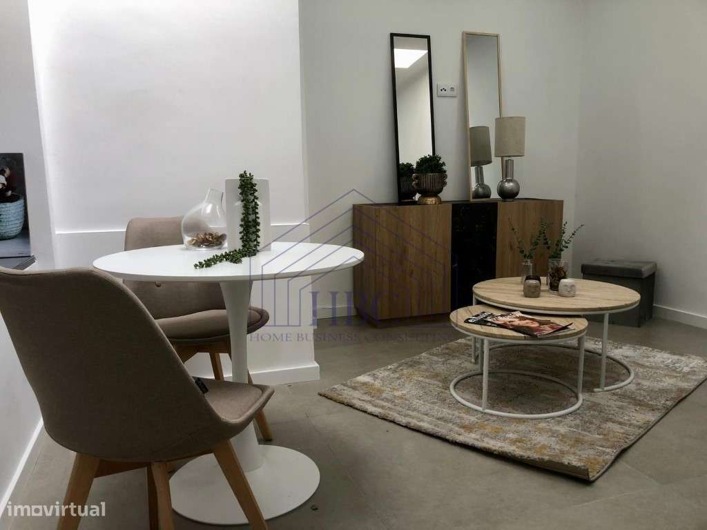 Apartamento T3 - Totalmente Remodelado e Mobilado-17