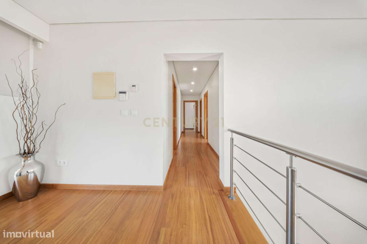 Moradia T5 em Soltróia, junto ao Soltróia Rio - Grande imagem: 5/40