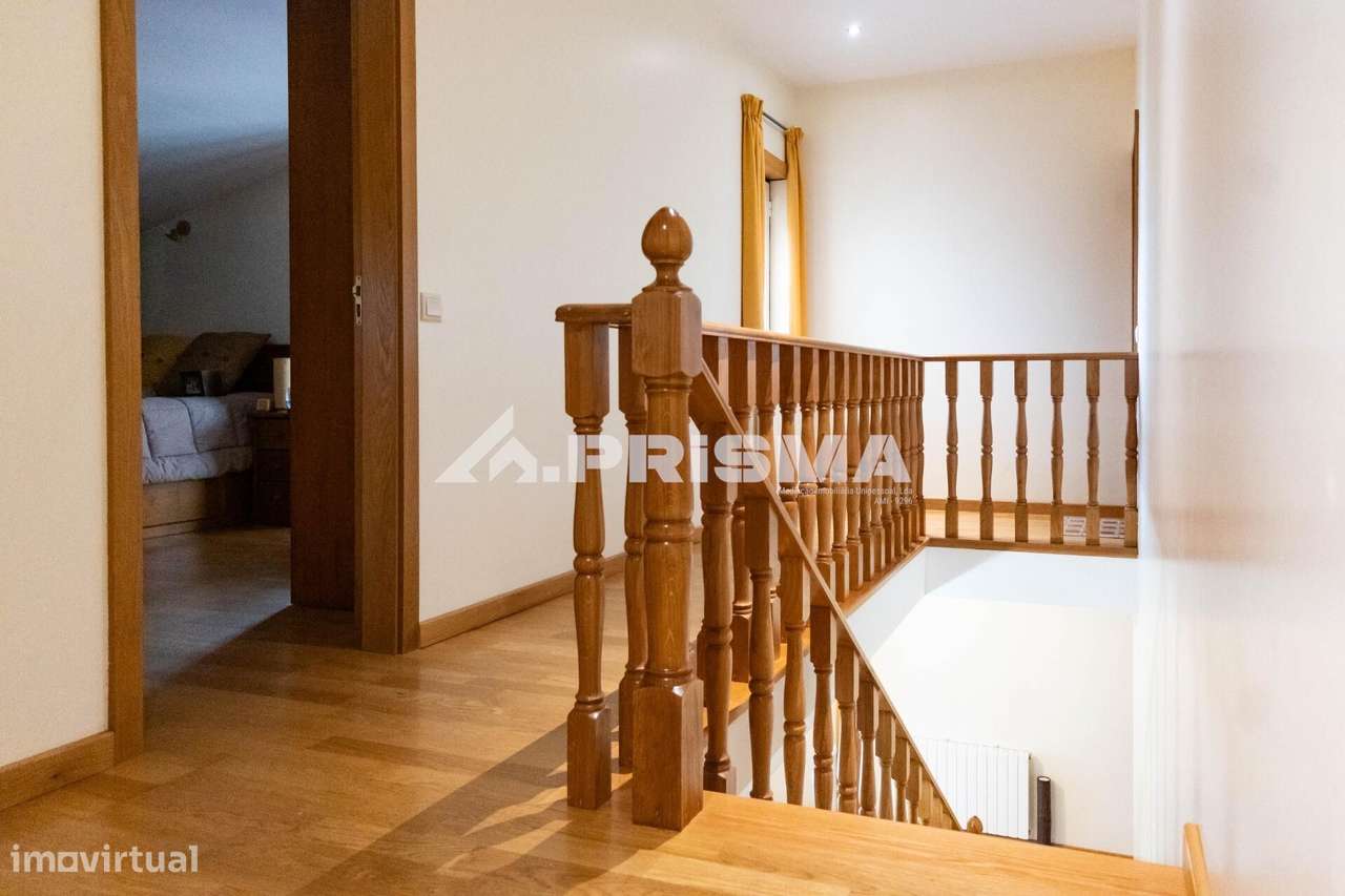 Duplex T3 com Terraço em Alcains – Casa Ideal para Quem Procura Espaço-31