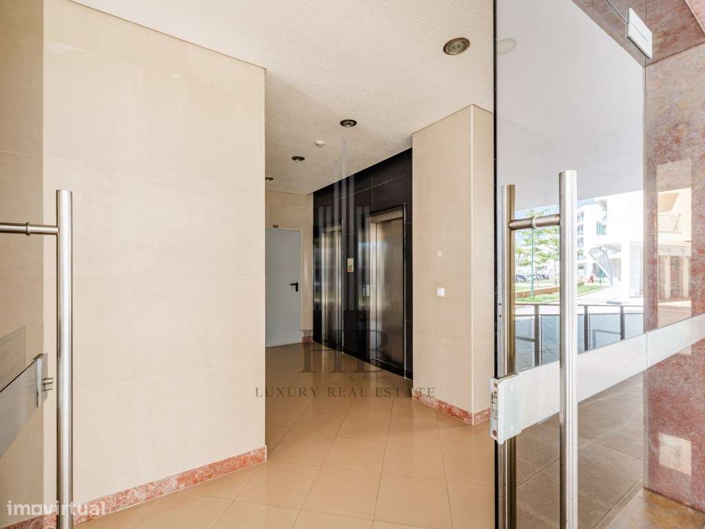 Apartamento T4 nos Terraços do Marquês c/ Garagem | Oeiras-50