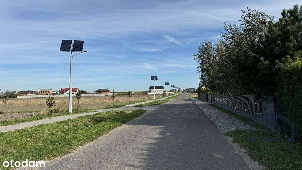 Działka z wydanymi warunkami zabudowy-7