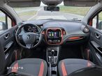 Renault Captur 1.2 TCe Helly Hansen EDC - 29