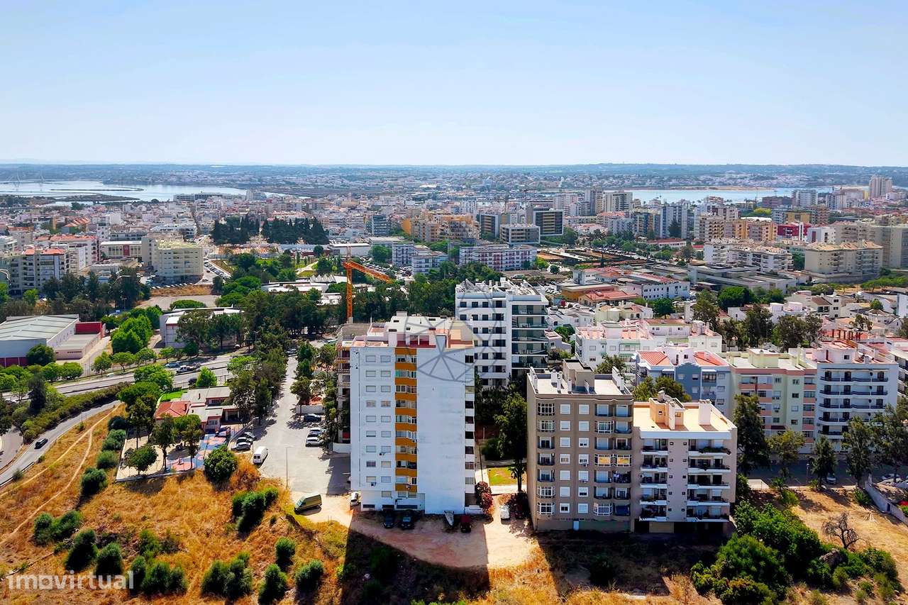 Apartamento T3 com exposição solar nascente /sul em Portimão-46