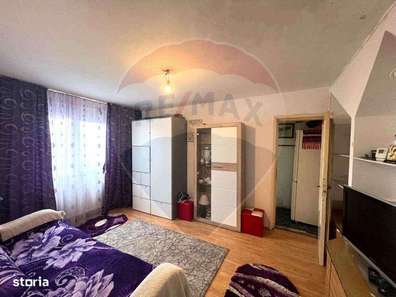 Apartament cu 3 camere de vânzare strada Stadionului zona Milcov-0