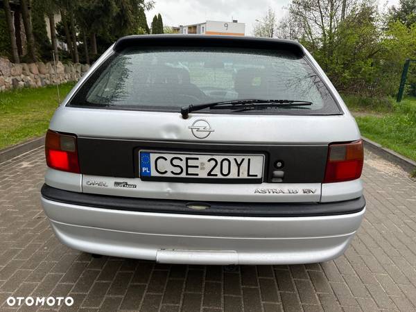 Opel Astra - 6