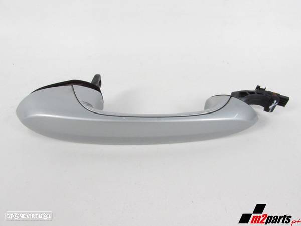 Punho da porta Direito/Frente/Trás/Exterior Seminovo/ Original BMW 5 (G30, F90)/... - 1