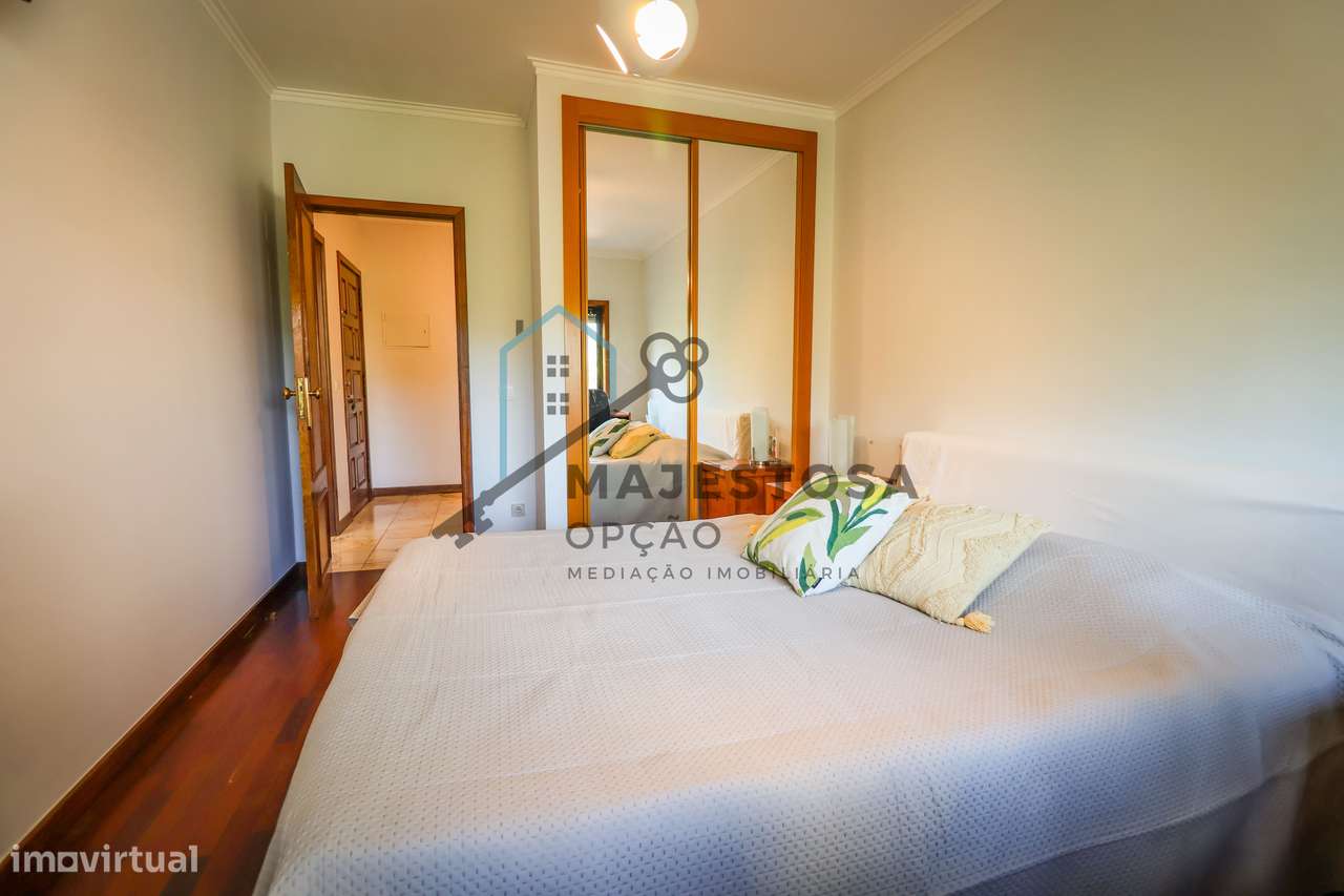 Apartamento T3 com Excelente Localização — São Vicente, Braga-14