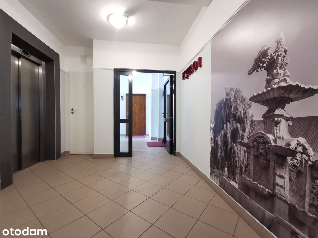 Urocze, trzypokojowe z balkonem .-12