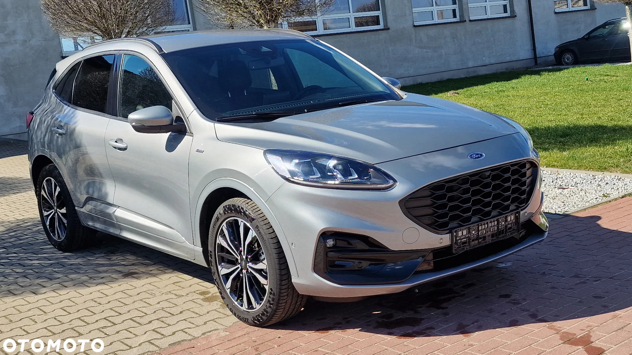 Ford Kuga 2.5 Duratec FHEV ST-LINE - 2