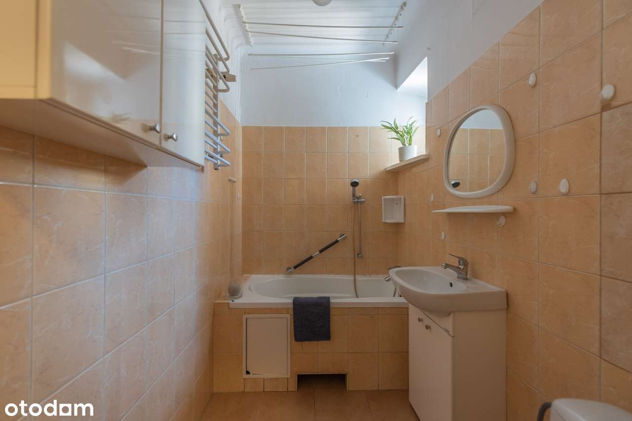 0% prowizji. Ścisłe centrum: zielona i cicha okolica. Kamienica!-7