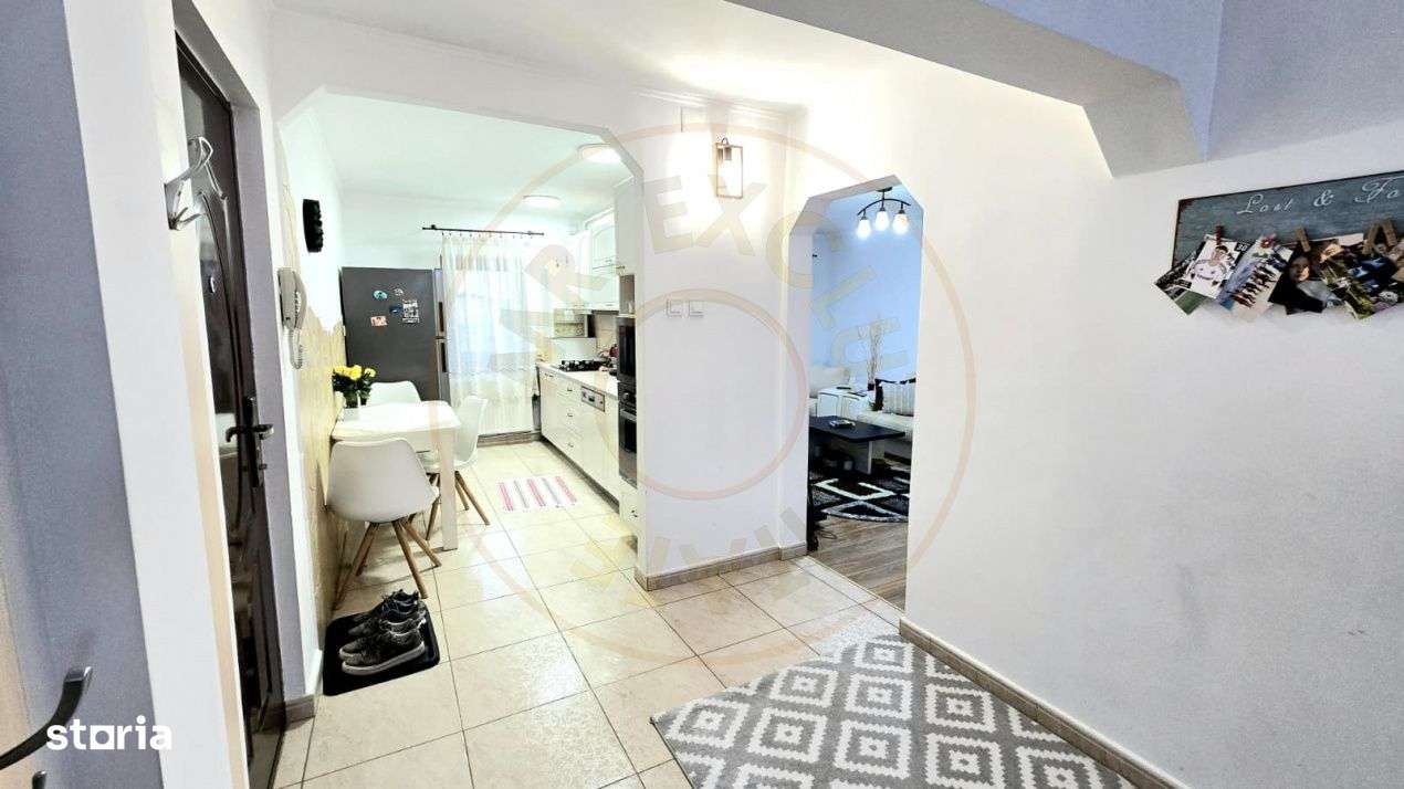 Apartament cu 4 camere – Micro 17, Str. Paulestiului, Satu Mare - Imagine principală: 4/14