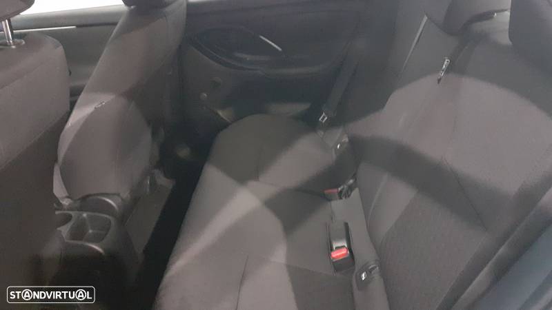 Toyota Yaris 1.0 VVT-i Comfort Plus - 10