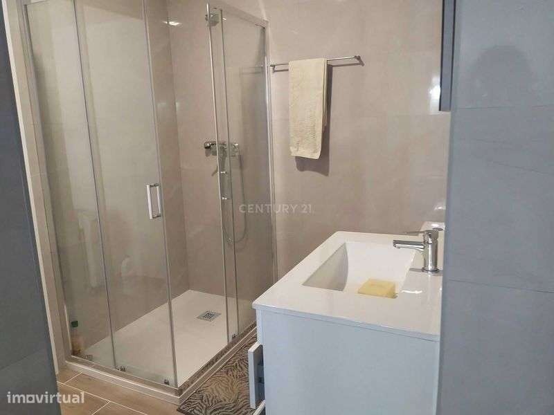 Apartamento T1 Av Sa Carneiro - Grande imagem: 4/5