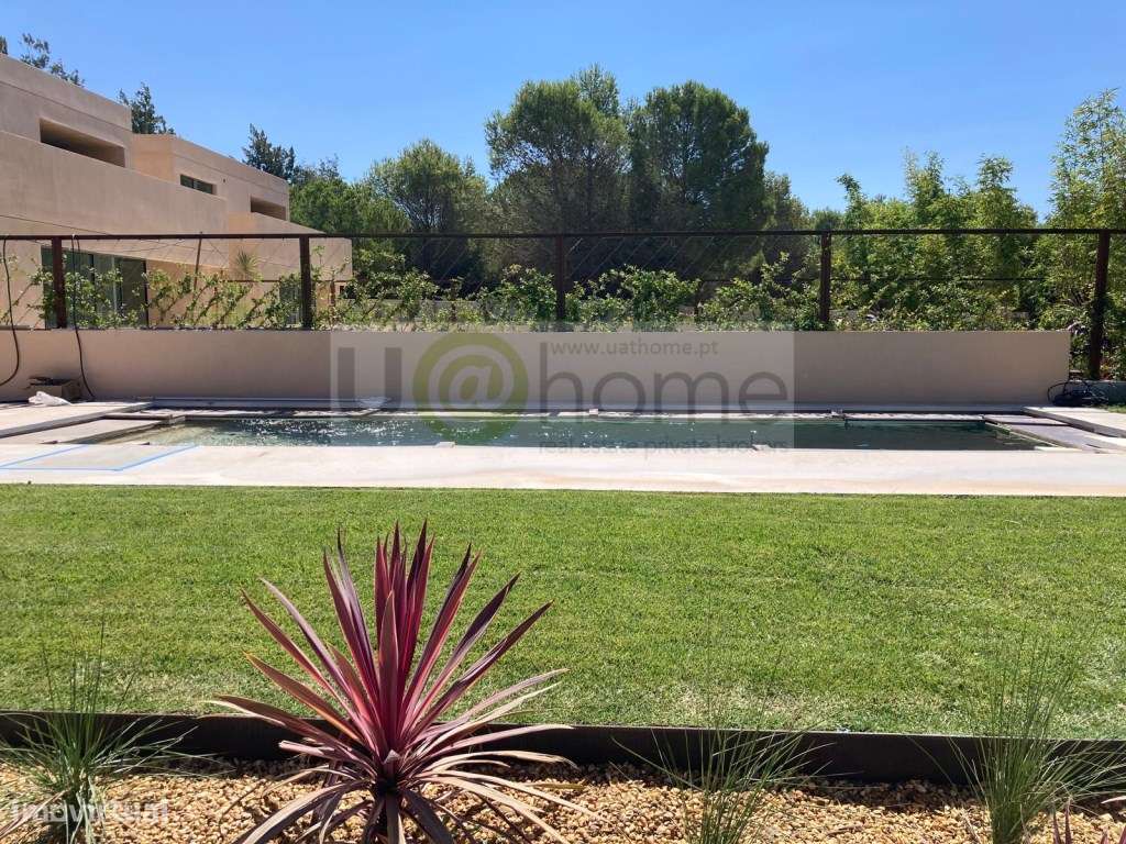 Moradia V4 em Vilamoura com piscina.-21