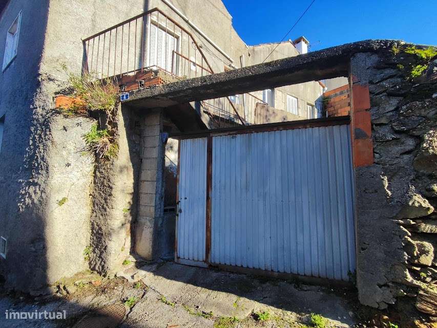 2 moradias geminadas, Aveleira, Lorvão-11
