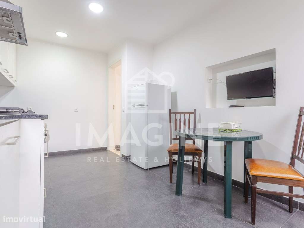 Apartamento T3 Mobilado e Equipado - Junto ao Hospital de São Berna... - Grande imagem: 4/25