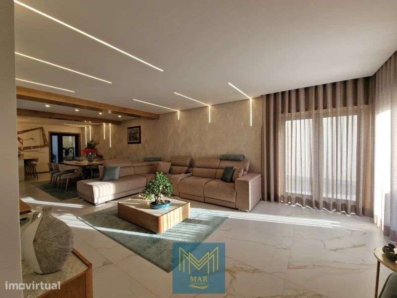 Moradia T4 de Luxo Mobilada e com Piscina - Grande imagem: 4/12