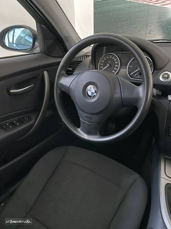 BMW 118 d Line Sport - 25