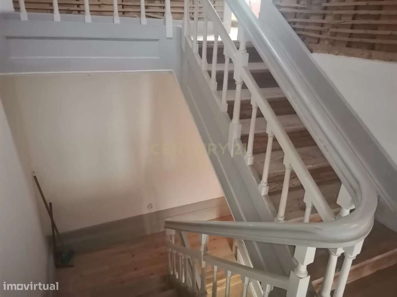 Prédio com vista soberba sobre o rio Mondego-15