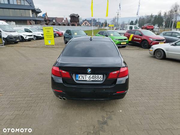 BMW Seria 5 530d xDrive Luxury Line - 12