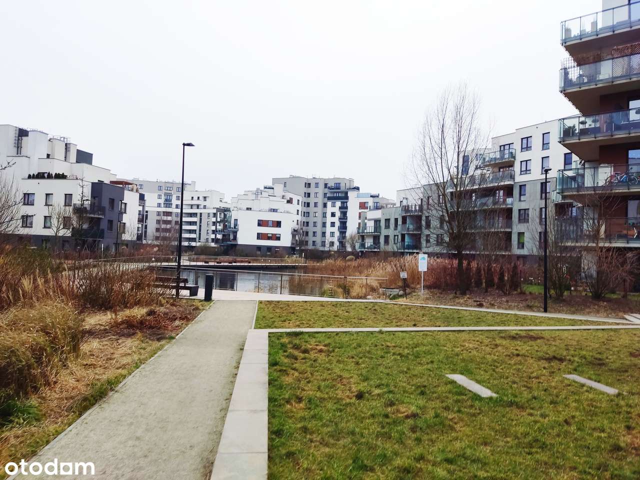 Jasna Kawalerka ! osiedle Lake Park ! wyposażona ! miejsce garażowe !-7