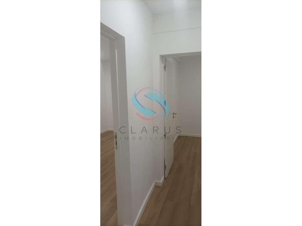 Apartamento T1 TRANFORMADO EM T3 Remodelado na Amadora.-7