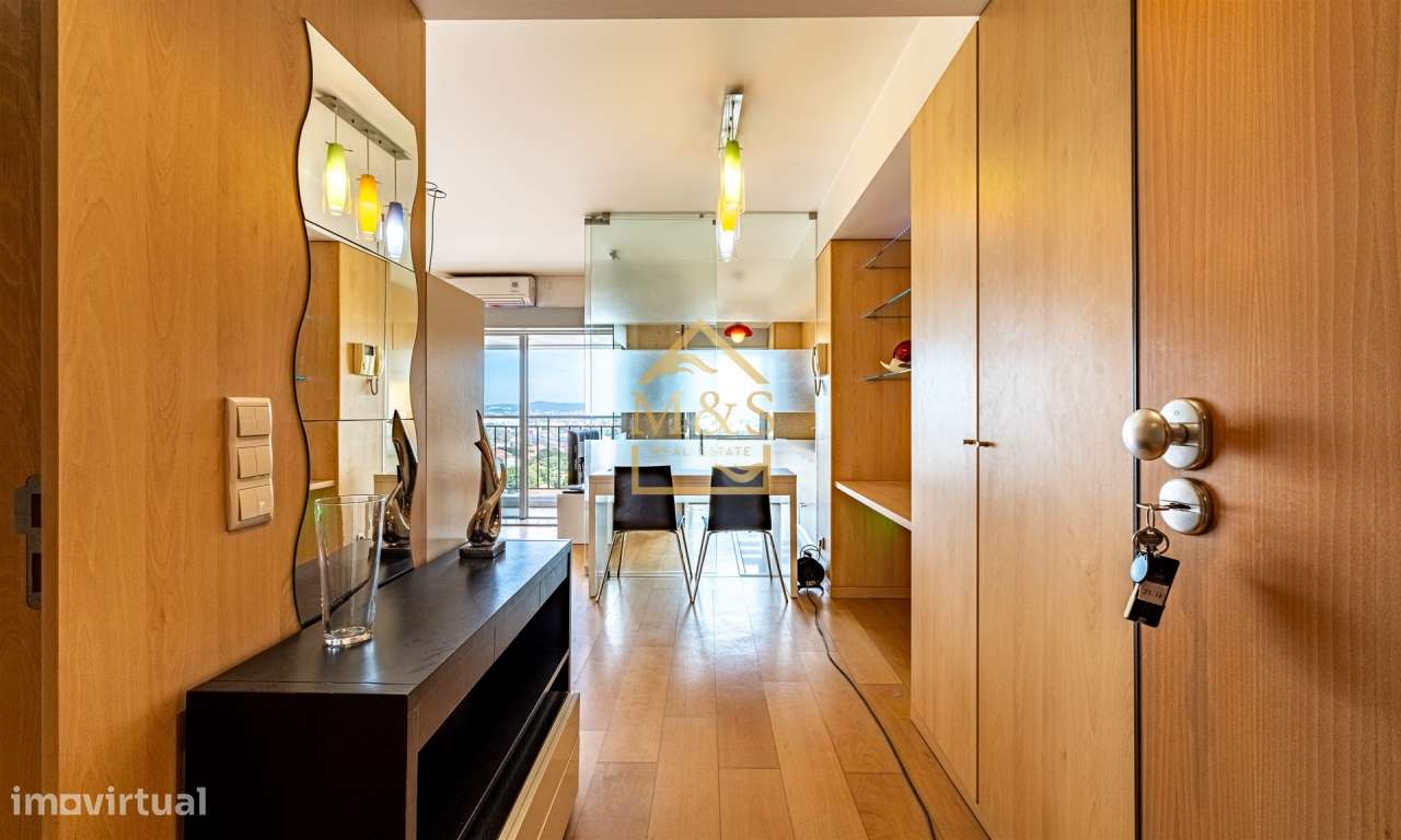 Apartamento T0 - Varanda, Garagem - Estádio Dragão - Antas - Porto-1