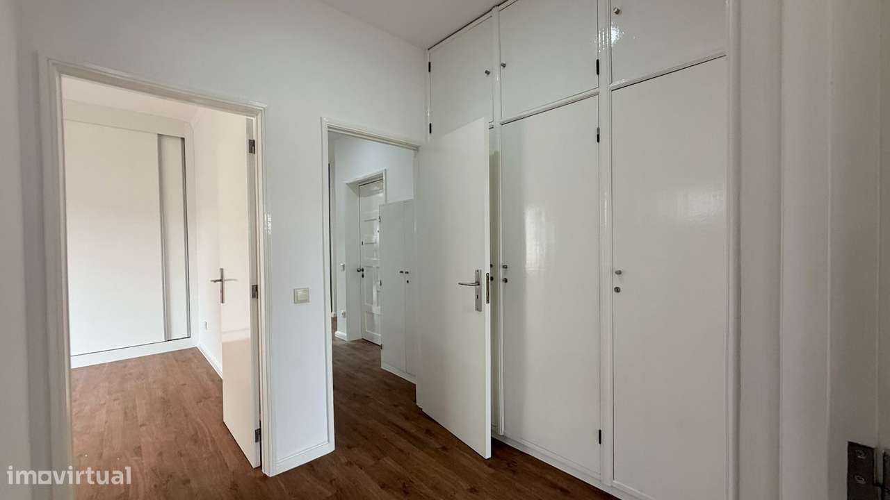 Apartamento T3 com garagem fechada em Águas Santas-15