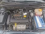 Opel Astra 1.8 Caravan Edition - 27