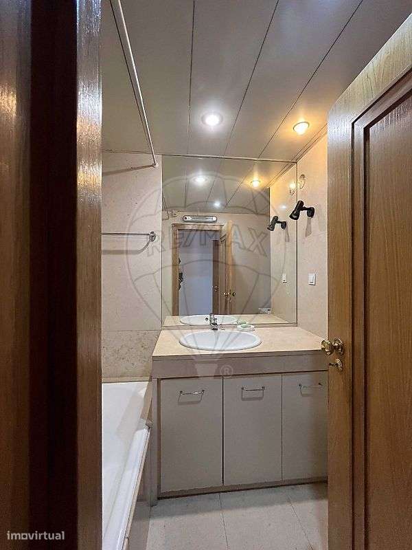 Apartamento T2 para arrendamento - Grande imagem: 4/7