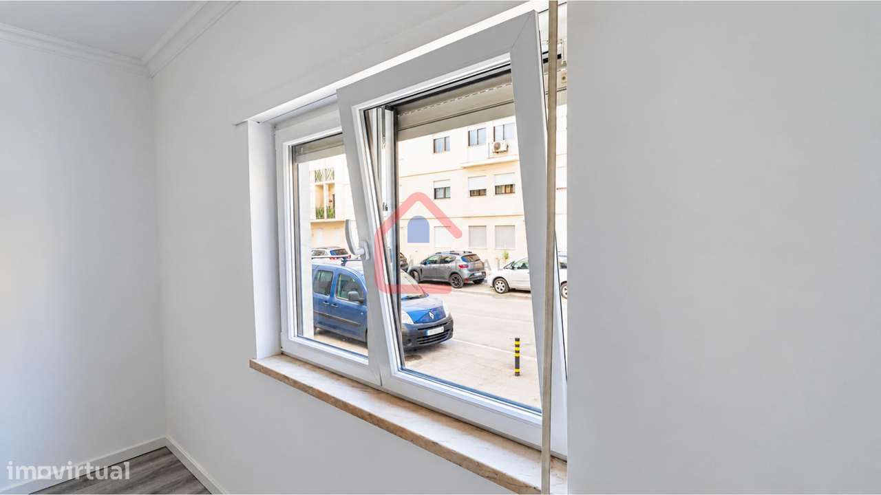 Apartamento T3 em Quinta do Conde-15