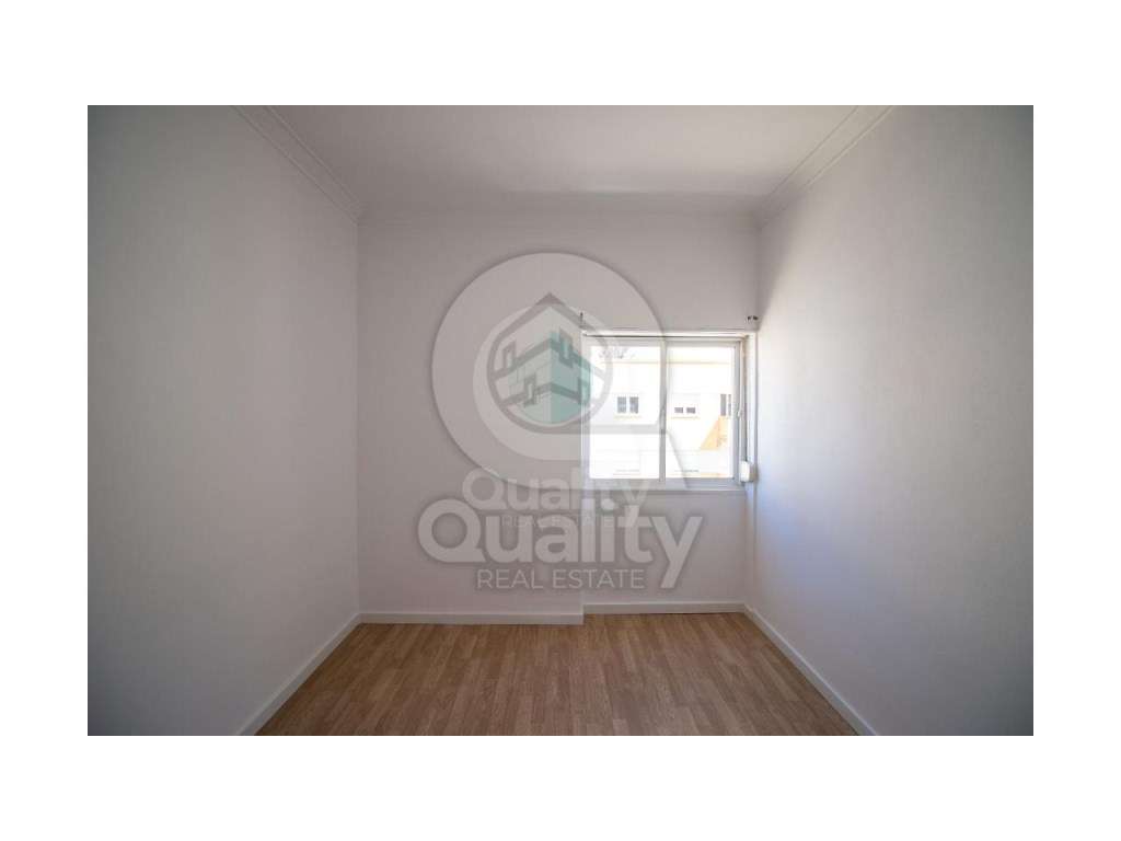 T2 BARREIRO - 15 MIN TERMINAL FLUVIAL - Grande imagem: 5/26